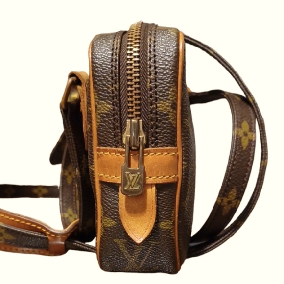 ✨️LOUIS VUITTON MONOGRAM  POCHETTE MARLY BANDOULIÈRE CROSSBODY - Picture 3 of 12